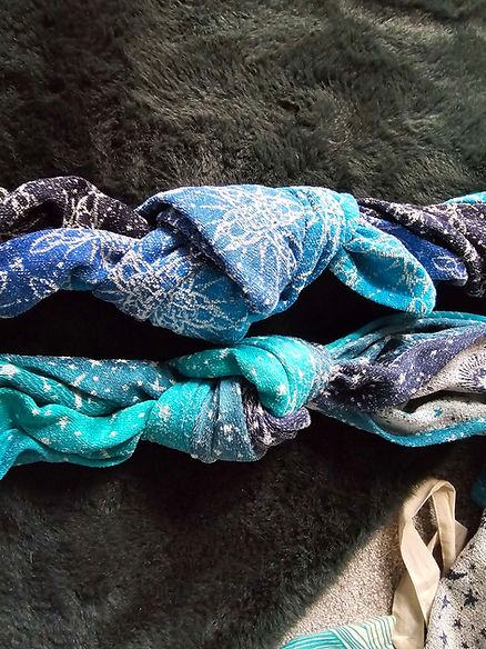 Knot comparison of Constellation Cielo (bottom) and Evenstar Elendil (top) 